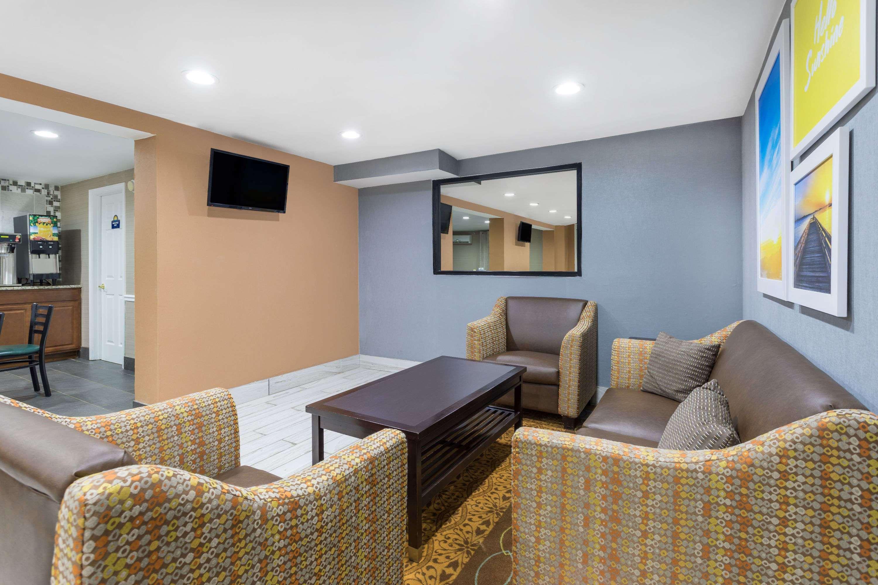 Days Inn By Wyndham Newberry South Carolina Exteriér fotografie