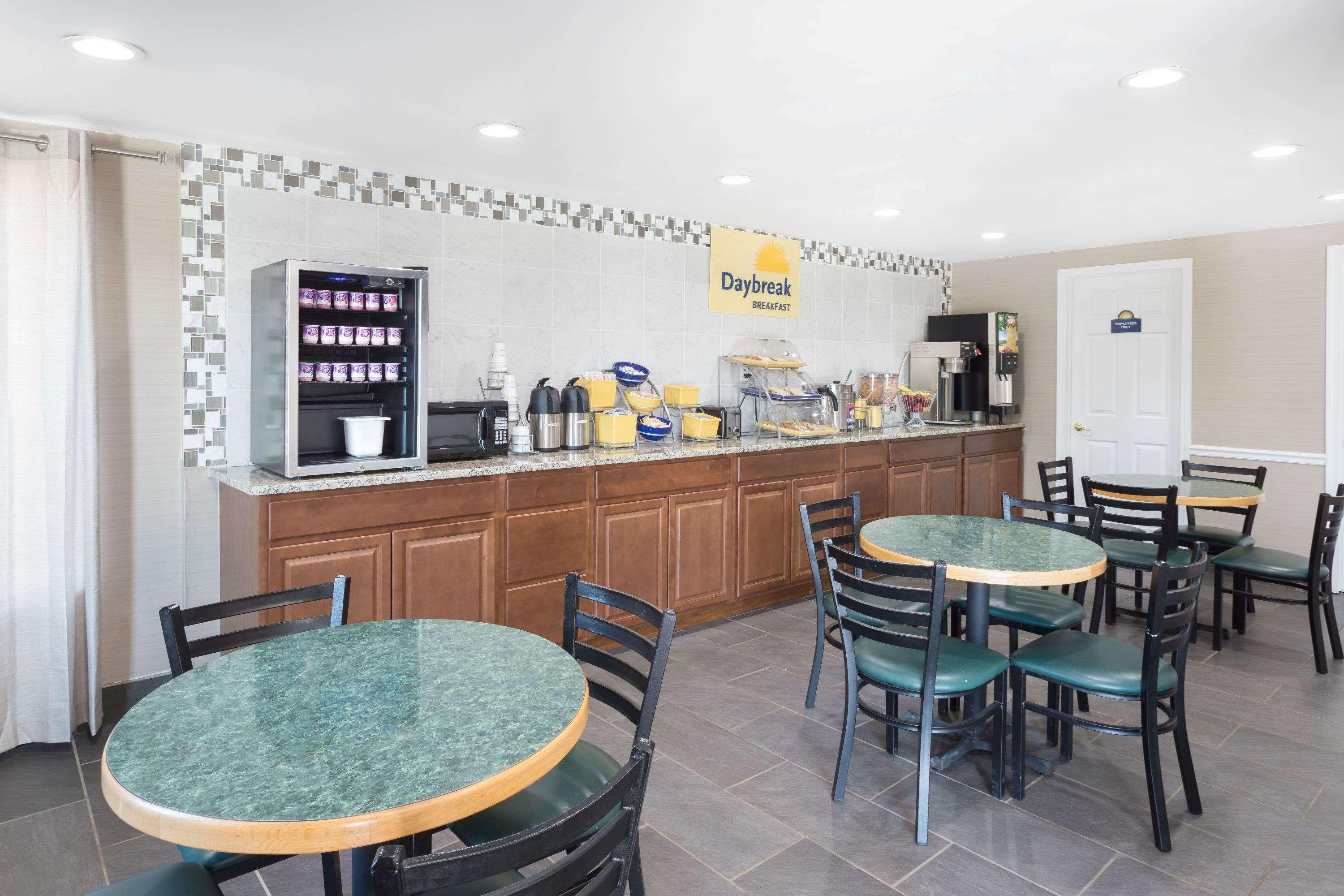 Days Inn By Wyndham Newberry South Carolina Exteriér fotografie